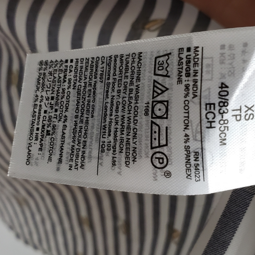 Banana Republic Dillon Banana Striped Button Down - Picture 7 of 9